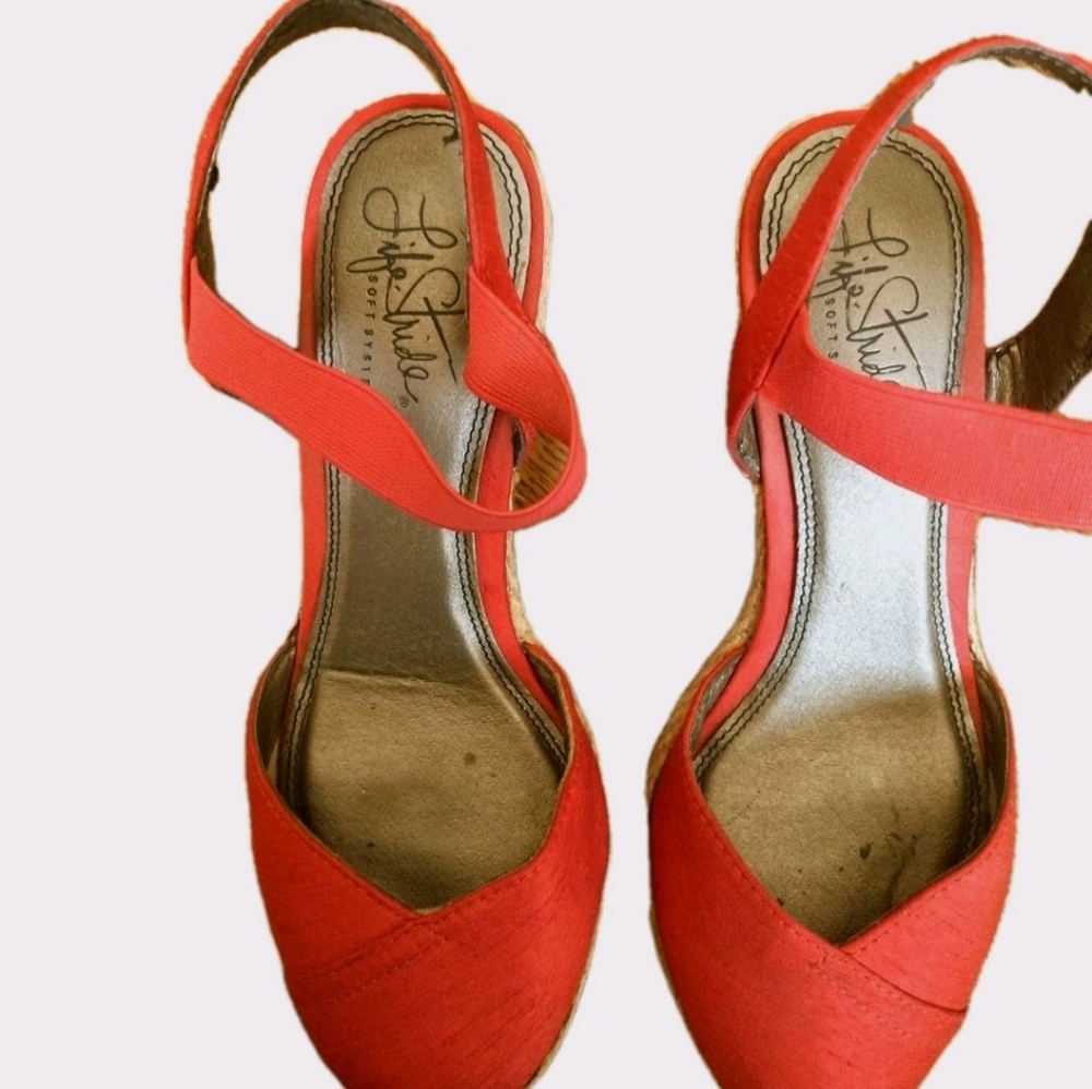 Lifestride Women's Espadrilles Wedge Sandals Size 6M Comfort Shoes ~ Red